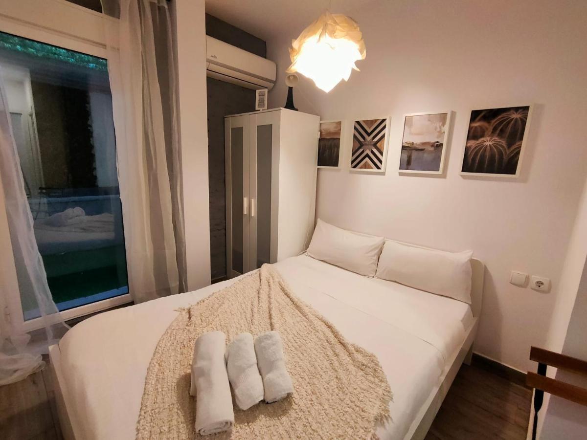 Pequeno Alojamiento Con Mini Piscina - No Climatizada Valencie Exteriér fotografie